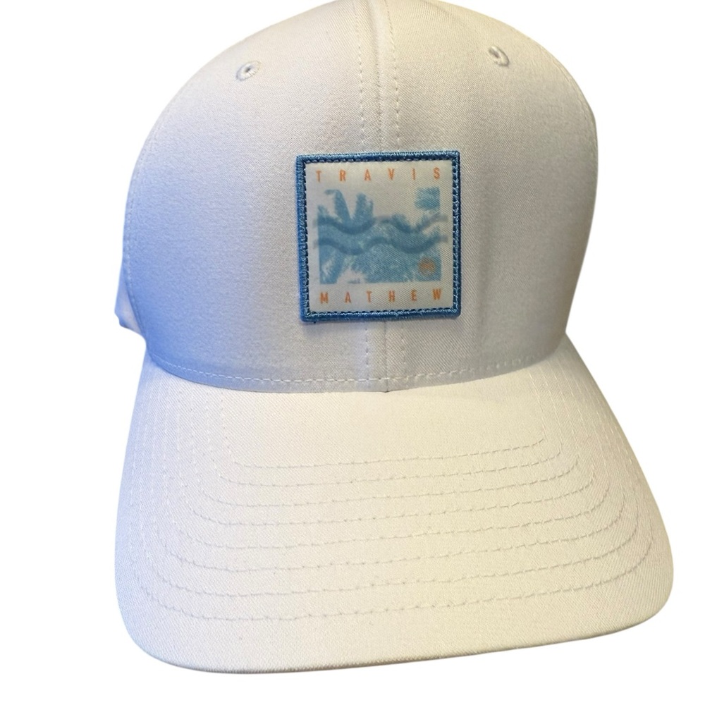 Travis Mathew Flexfit Small/Medium White and Blue Logo Hat